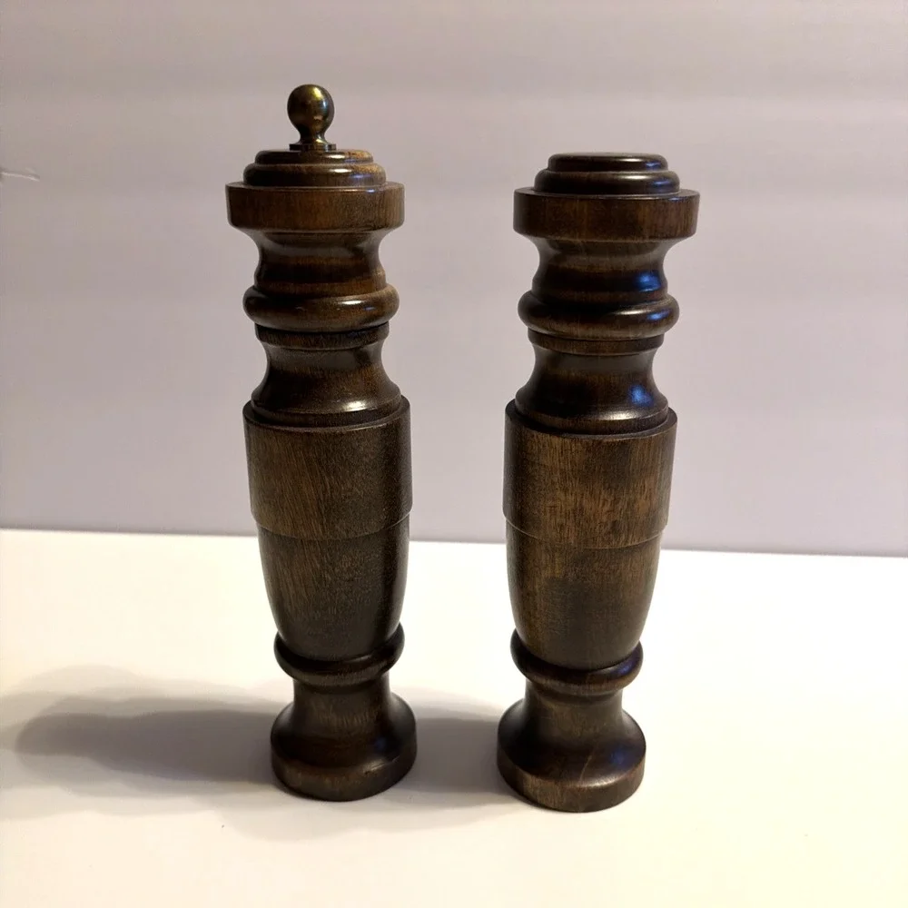 Vintage Woodcrest Styson Salt Shaker & Pepper Mill Japan Made Wooden, 7.5